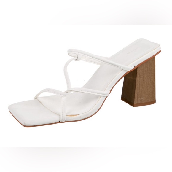 Oak & Fort white strappy sandals - Picture 1 of 7